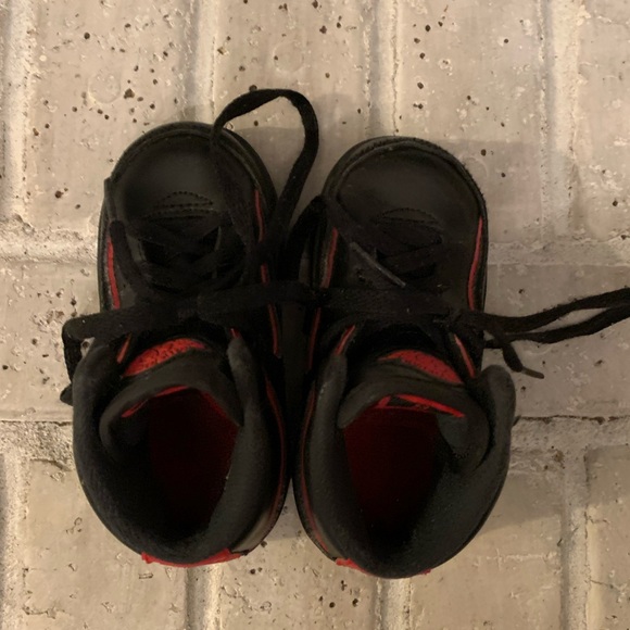 Air Jordan II (toddler) - Picture 4 of 6